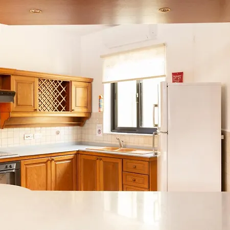 Appartement Sf2 - Lovely And Spacious 2 Bedroom Maisonette.