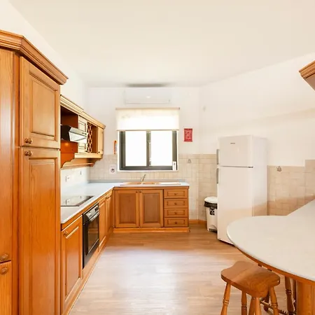 Sf2 - Lovely And Spacious 2 Bedroom Maisonette. Appartement Is-Swieqi